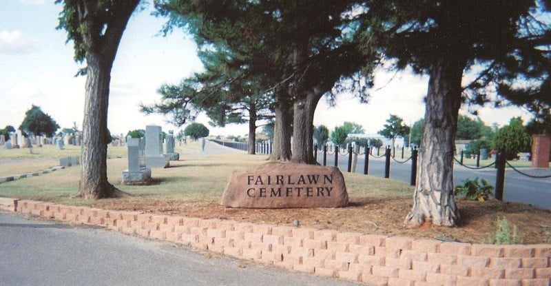 Fairlawn Cemetery